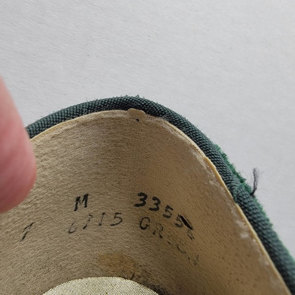 C. Webb Co. Velvet Green Heels Women's Size 7M  2" Kitten Heel Slip On Vintage - Picture 14 of 16